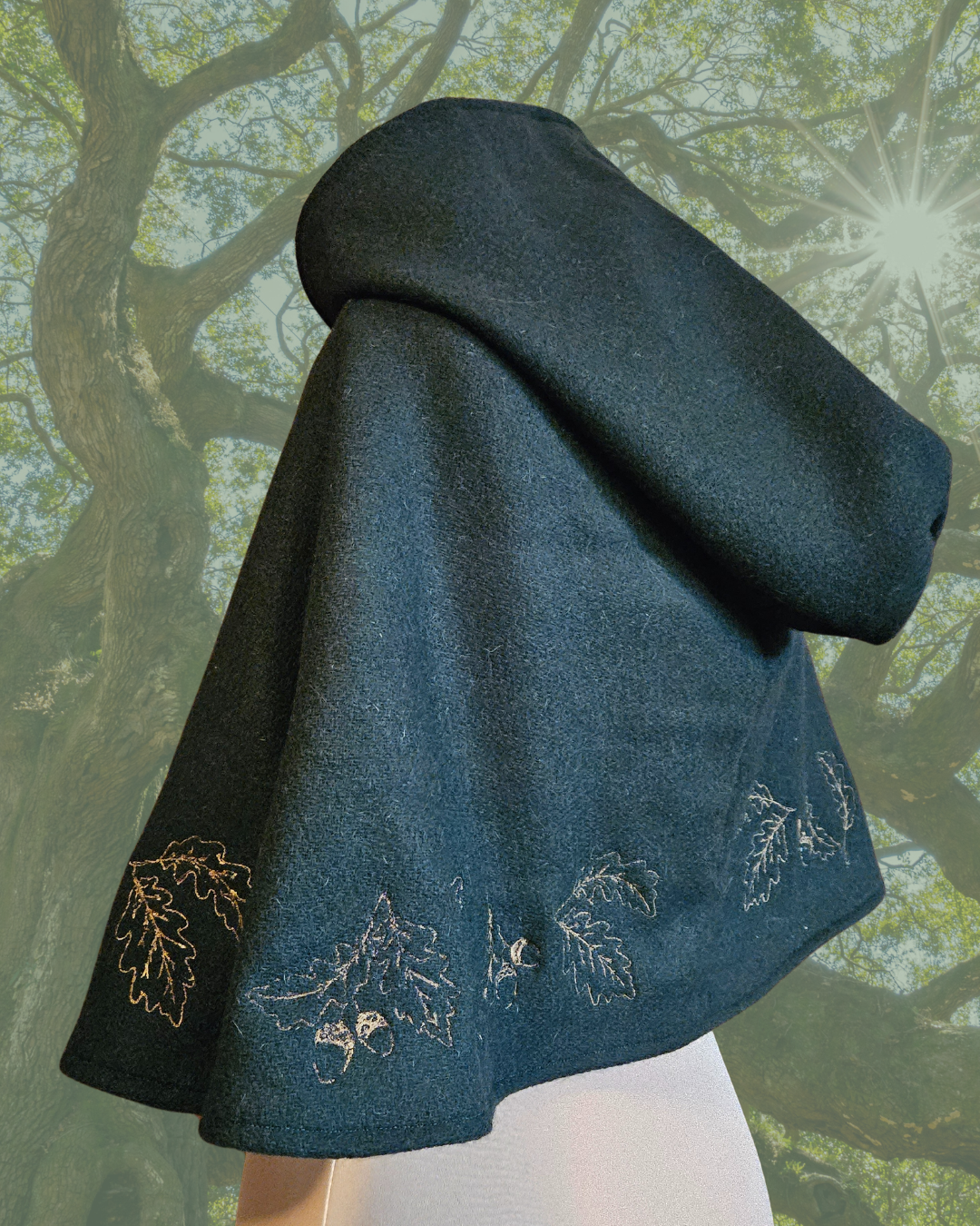 Acorn Capelet