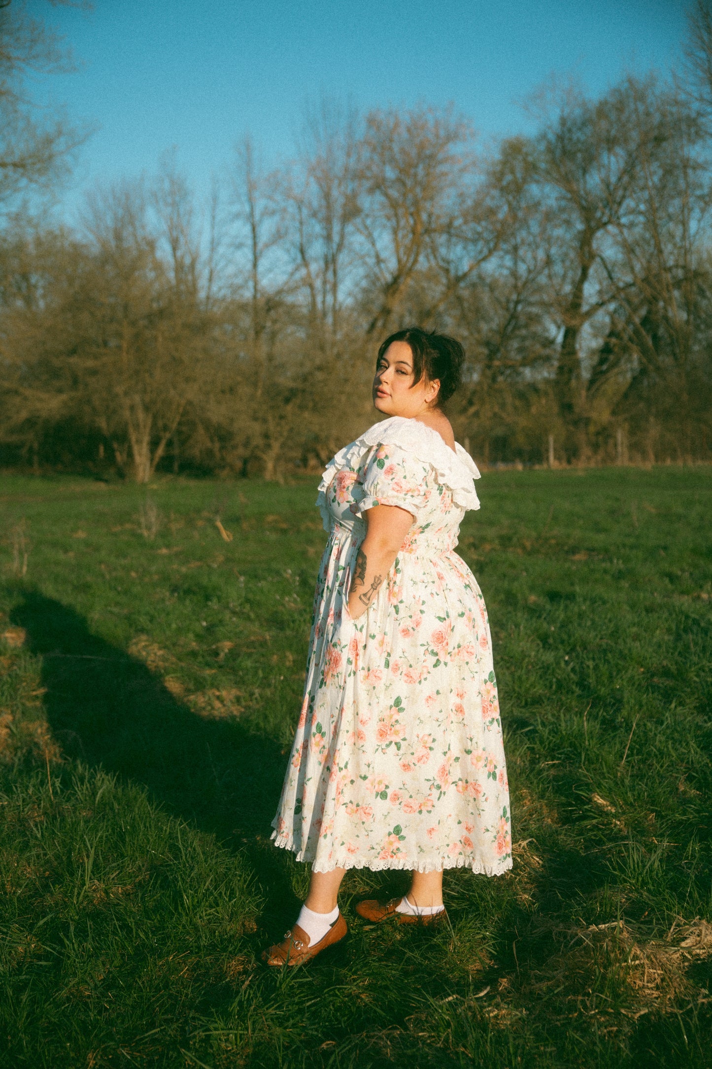 Anne Short Sleeve Cream Floral - July Pre-Order
