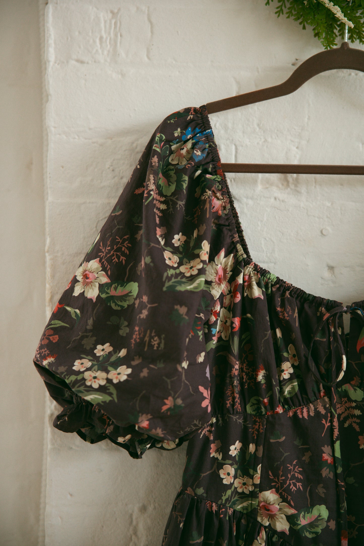 Eira Short Sleeve Dark Floral - July Pre-Order