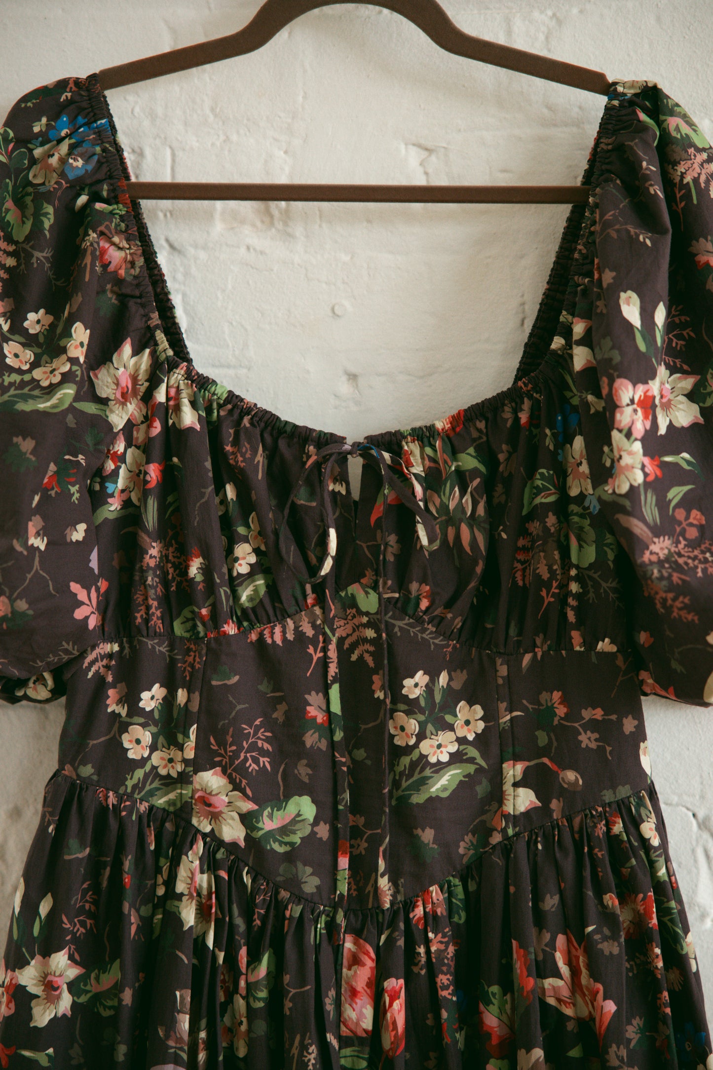 Eira Short Sleeve Dark Floral - July Pre-Order