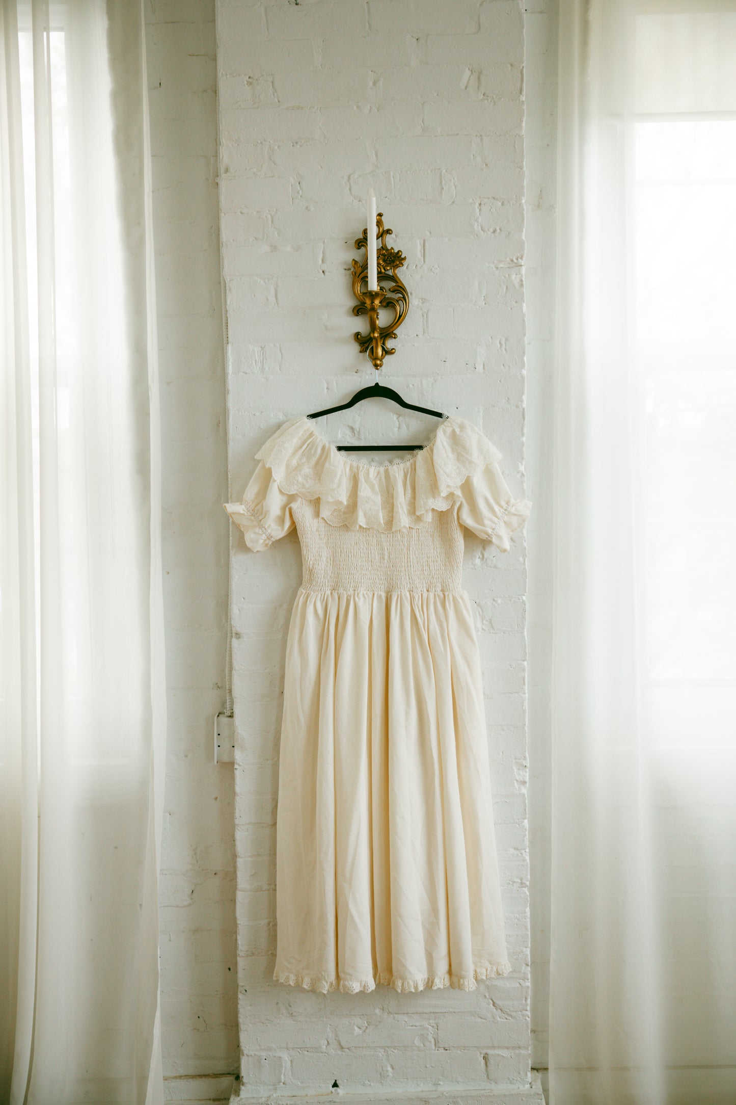 Anne Short Sleeve Linen - July Pre-Order