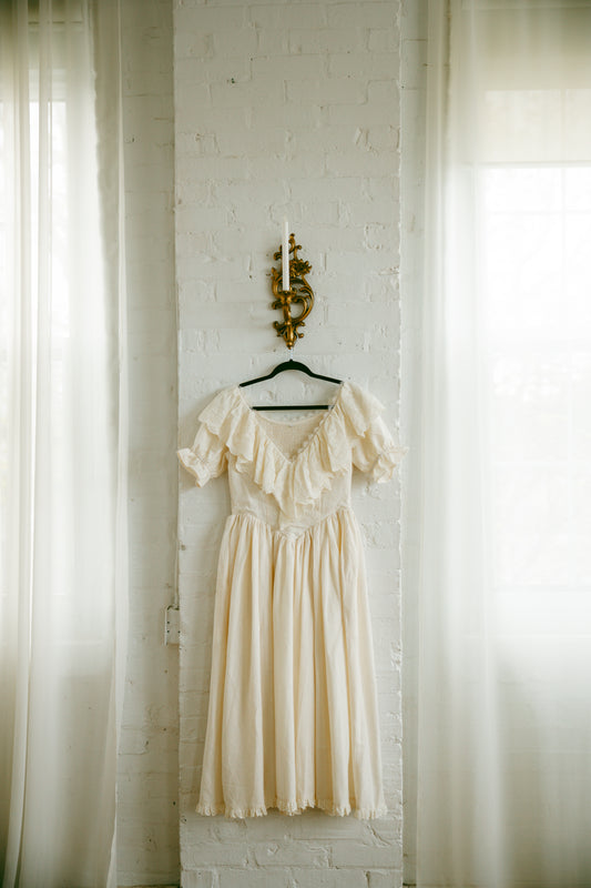 Anne Short Sleeve Linen - July Pre-Order