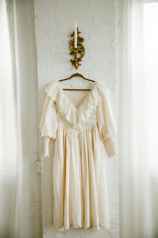 Anne Long Sleeve Linen - July Pre-Order