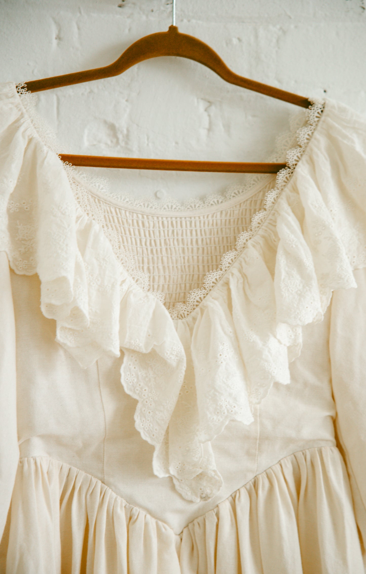 Anne Long Sleeve Linen - July Pre-Order