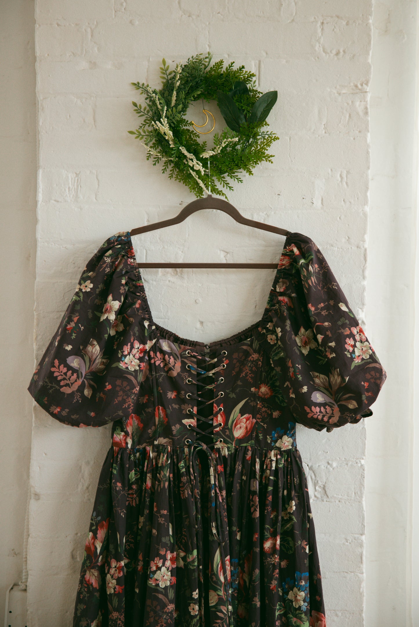 Eira Short Sleeve Dark Floral - July Pre-Order