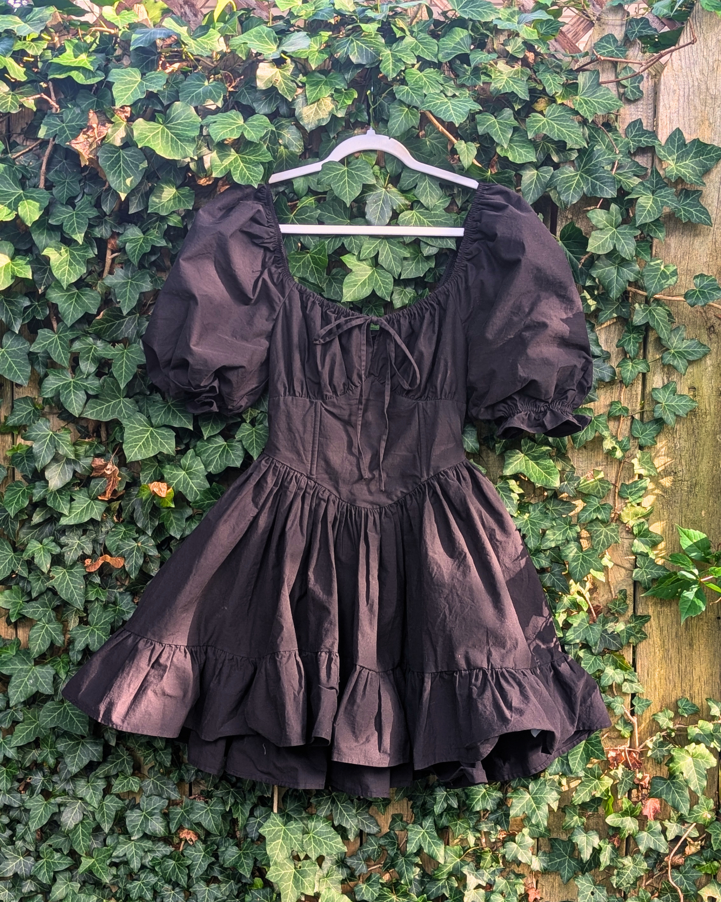 Eira Short Sleeve Obsidian Mini