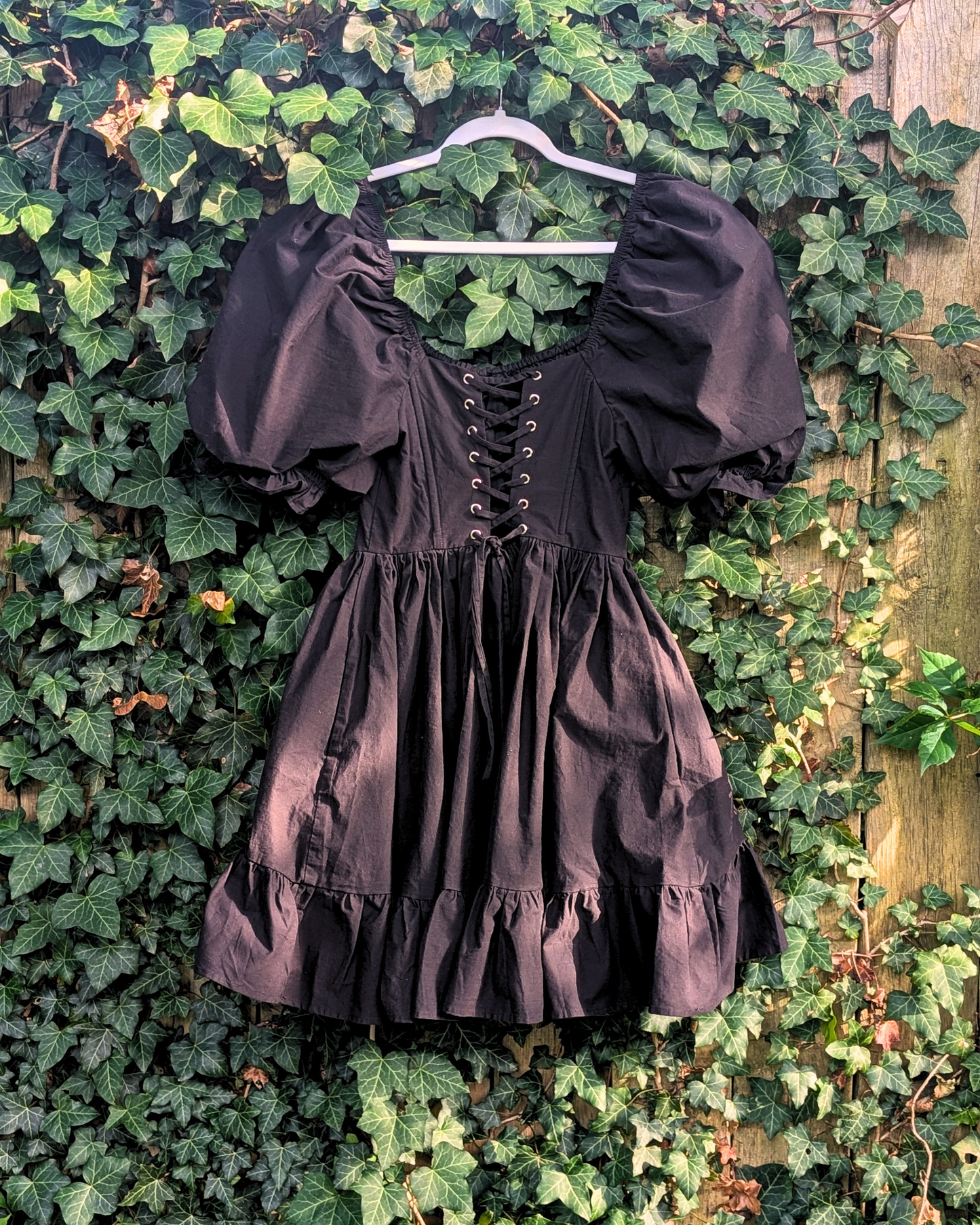 Eira Short Sleeve Obsidian Mini