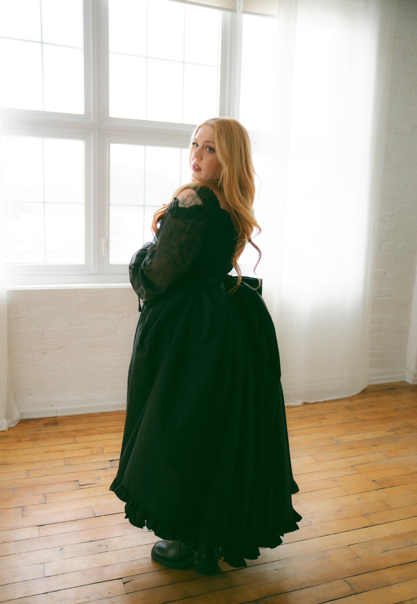 Obsidian Antoinette Overskirt