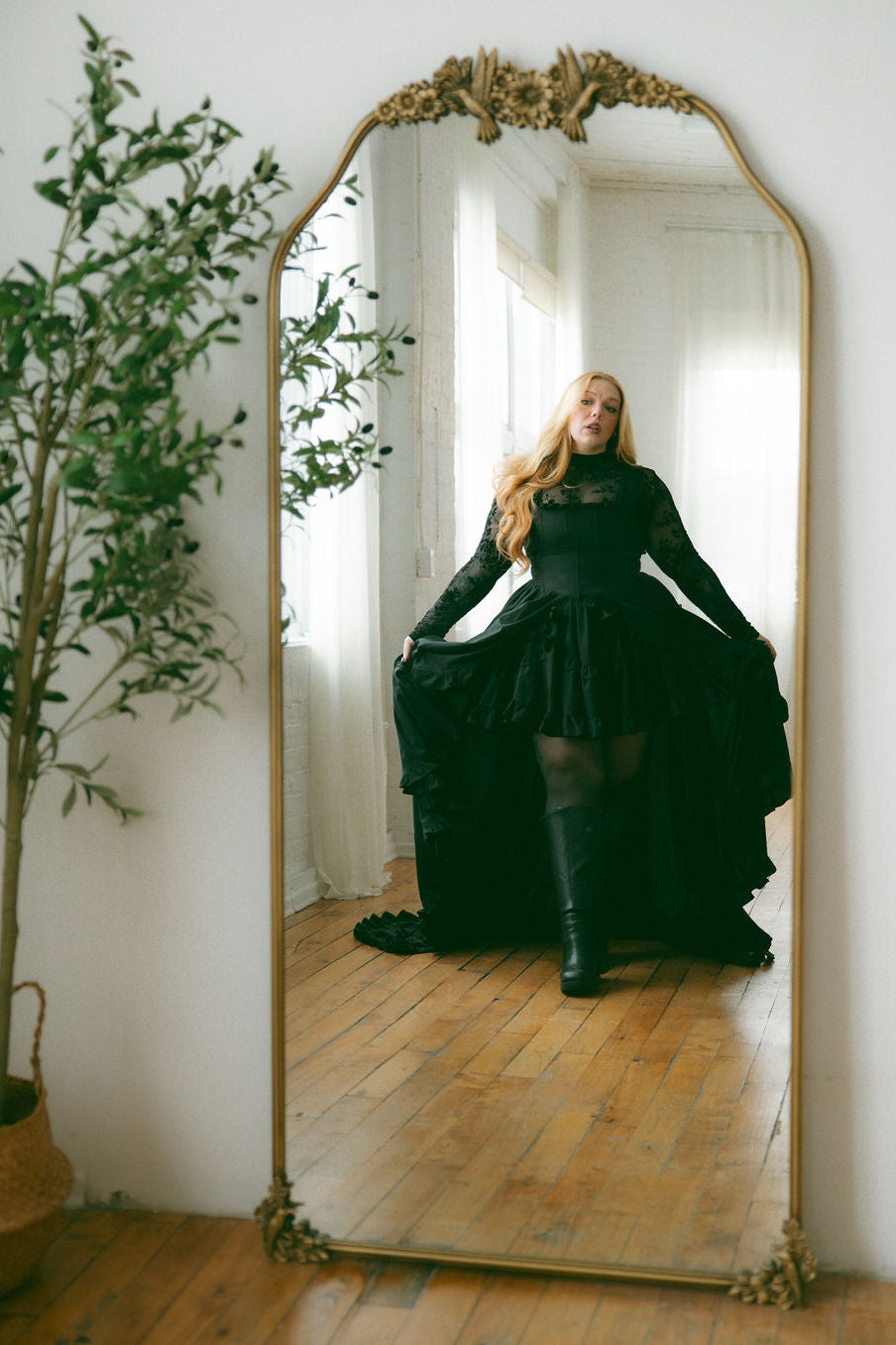 Obsidian Antoinette Overskirt
